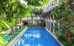 ฐานทิพย์ บีช รีสอร์ท - SHA Extra Plus